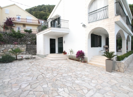 Panorama-Haus mit Meerblick in Budva, Region Budva Hausverkauf, Becici Haus kaufen, Haus in Montenegro kaufen