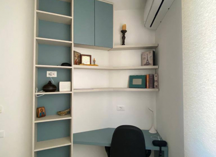 Zwei-Zimmer-Apartment in Tivat mit Meerblick, Wohnungen zum Verkauf in Montenegro, Wohnungen in Montenegro Verkauf, Wohnung zum Verkauf in Region Tivat