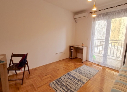 Studio-Apartment in Budva, Verkauf Wohnung in Becici, Haus in Montenegro kaufen