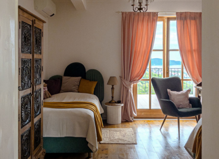 Willa z basenem infinity i panoramicznym widokiem w Herceg Novi, Ratisevina, Nieruchomości Czarnogóra, nieruchomości w Czarnogórze, Herceg Novi dom sprzedaż