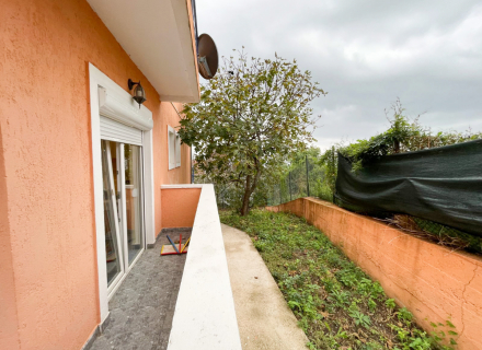 Kawalerka 1+0 w Bijela, Herceg Novi, apartament z widokiem na morze Na sprzedaż w Czarnogórze, kupić mieszkanie w Baosici, dom w Herceg Novi kup