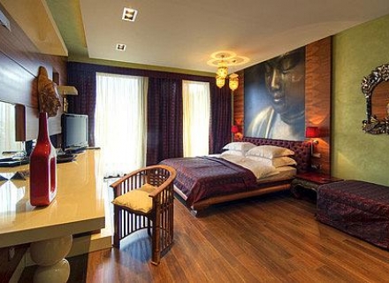 Kotor, Dobrota'da Satılıl Butik Otel, Karadağ da satılık işyeri, Karadağ da satılık işyerleri, Budva da Satılık Hotel