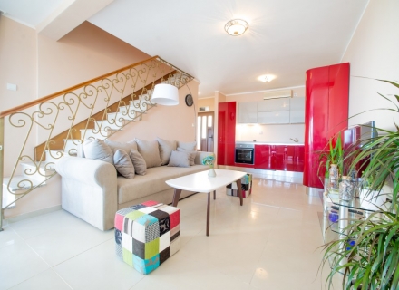 Dwa wyjątkowe domy typu townhouse w Krimovice, Becici dom kupić, kupić dom w Czarnogórze, Dom z widokiem na morze Na sprzedaż w Czarnogórze