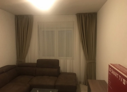 Ilk hattında ev, Kostanjica'da, Karadağ da satılık havuzlu villa, Karadağ da satılık deniz manzaralı villa, Dobrota satılık müstakil ev