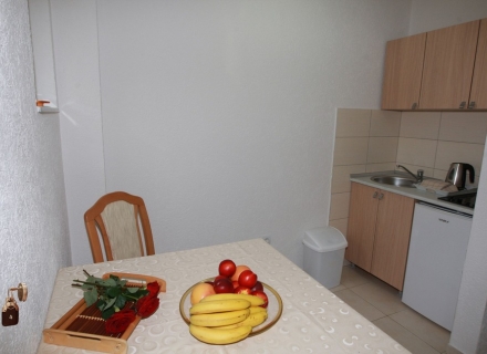 Schönes Hotel in Becici, Gewerbeimmobilien in Region Budva, Immobilien mit Mietpotential in Montenegro