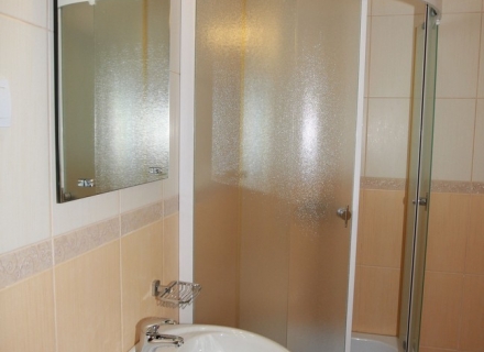 Schönes Hotel in Becici, Immobilien mit hohem Mietpotential Region Budva, Hotel in Becici kaufen