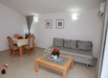 Schönes Hotel in Becici, Gewerbeimmobilien in Region Budva, Immobilien mit Mietpotential in Montenegro