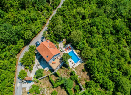 1,888 / 5,000 Renoviertes Steinhaus zum Verkauf auf der Halbinsel Luštica, Montenegro Immobilien, Immobilien in Montenegro