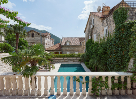 Perast'ın kalbinde satılık villa, Karadağ pazarındaki harika ve eşsiz mülk:, Karadağ satılık ev, Karadağ satılık müstakil ev, Karadağ Ev Fiyatları