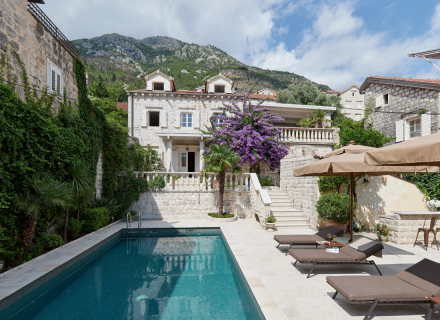 Perast'ın kalbinde satılık villa, Karadağ pazarındaki harika ve eşsiz mülk:, Dobrota satılık müstakil ev, Dobrota satılık müstakil ev, Kotor-Bay satılık villa