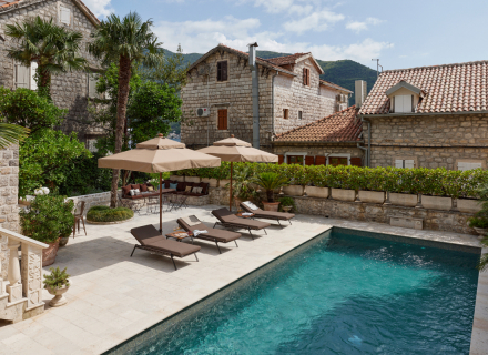 Perast'ın kalbinde satılık villa, Karadağ pazarındaki harika ve eşsiz mülk:, Kotor-Bay satılık müstakil ev, Kotor-Bay satılık müstakil ev