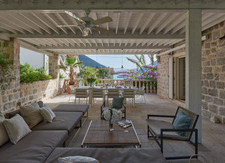 Perast'ın kalbinde satılık villa, Karadağ pazarındaki harika ve eşsiz mülk:, Dobrota satılık müstakil ev, Dobrota satılık müstakil ev, Kotor-Bay satılık villa