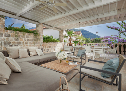 Perast'ın kalbinde satılık villa, Karadağ pazarındaki harika ve eşsiz mülk:, Kotor-Bay satılık müstakil ev, Kotor-Bay satılık müstakil ev