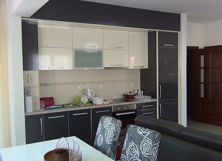 Drei-Zimmer-Wohnung in Budva, Hotelresidenzen zum Verkauf in Montenegro, Hotelwohnungen zum Verkauf in Region Budva