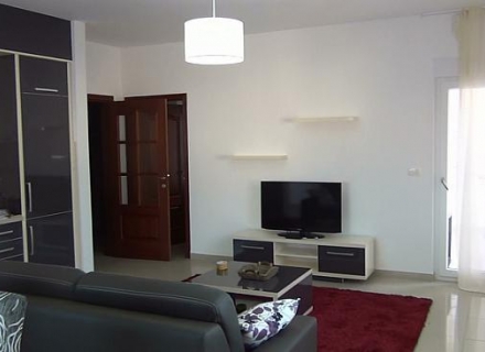 Drei-Zimmer-Wohnung in Budva, Hotelresidenzen zum Verkauf in Region Budva, Hotelzimmer zum Verkauf in Europa