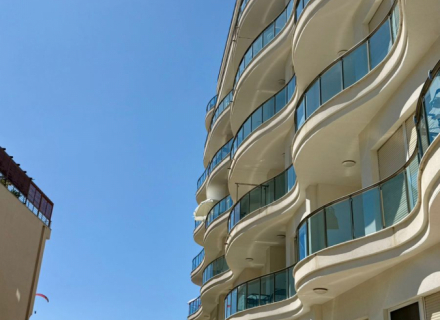 Zwei-Zimmer-Apartment in Becici mit Meerblick, Wohnungen in Montenegro kaufen, Wohnungen zur Miete in Becici kaufen