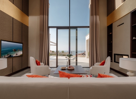 Schöne Adria-Villa in Rezevici, Hotelresidenzen zum Verkauf in Montenegro, Hotelwohnungen zum Verkauf in Region Budva