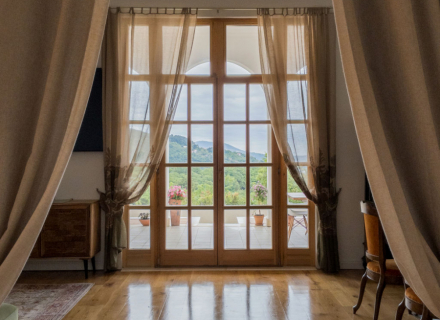 Willa z basenem infinity i panoramicznym widokiem w Herceg Novi, Ratisevina, dom blisko morza Czarnogóra