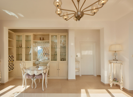 Luxusapartment mit Panoramablick auf das Meer in Becici, Wohnung mit Meerblick zum Verkauf in Montenegro, Wohnung in Becici kaufen, Haus in Region Budva kaufen