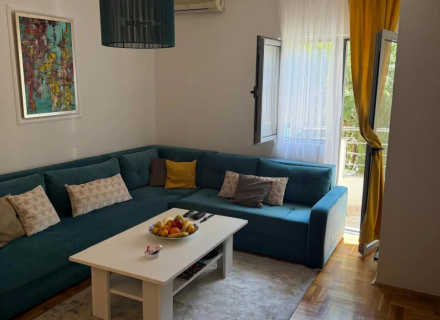 Budva'da iki yatak odalı daire., Karadağ da satılık ev, Montenegro da satılık ev, Karadağ da satılık emlak