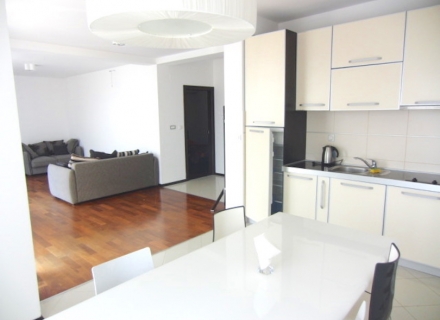 Apartment mit 3 Schlafzimmern in Becici mit Panoramablick auf das Meer, Verkauf Wohnung in Becici, Haus in Montenegro kaufen