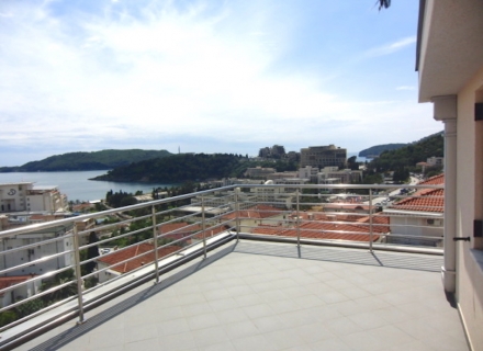 Apartment mit 3 Schlafzimmern in Becici mit Panoramablick auf das Meer, Wohnungen in Montenegro, Wohnungen mit hohem Mietpotential in Montenegro kaufen