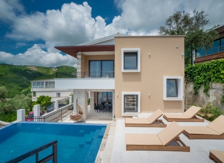 Neue zweistöckige Villa zum Verkauf in Becici, ivanovici, mit herrlichem Blick auf das Meer.