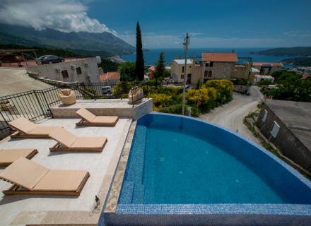 Neue Villa in Becici, Haus in der Nähe des Meeres Montenegro, Haus Kaufen in Region Budva