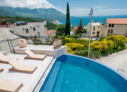 Becici'de Yeni Villa, Region Budva satılık müstakil ev, Region Budva satılık villa