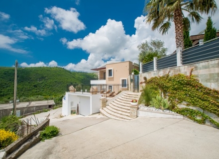 Prelepa Vila u Becicima, kuća blizu mora Crna Gora, kuća Crna Gora prodaja, kuća Crna Gora