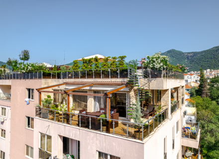 Three Bedroom Apartment in Two Levels in Budva, Nekretnine u Crnoj Gori, prodaja nekretnina u Crnoj Gori, stanovi u Region Budva