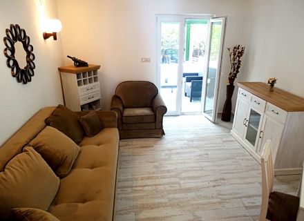 Orahovac'da Müstakil Ev, Kotor-Bay satılık müstakil ev, Kotor-Bay satılık villa