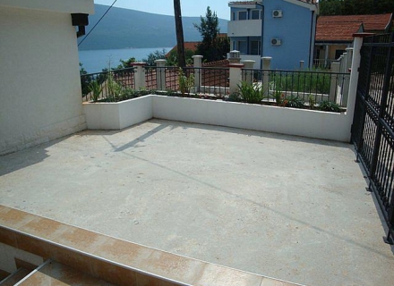 Kuća sa panoramskim pogledom na Kotorski Zaliv, Baosici kuća kupiti, kupiti kuću u Crnoj Gori, kuća s pogledom na more u Crnoj Gori