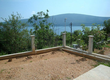 Kuća sa panoramskim pogledom na Kotorski Zaliv, prodaja kuća Crna Gora, kupiti vilu u Herceg Novi, vila blizu mora Baosici