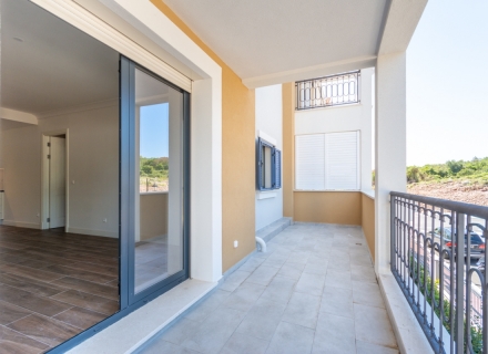 Neue Residenz auf Lustica, Wohnung mit Meerblick zum Verkauf in Montenegro, Wohnung in Krasici kaufen, Haus in Lustica Peninsula kaufen