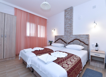 Vila with apartments in Budva, commercial property in Region Budva, property with rental potential in Montenegro