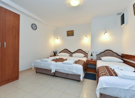 Budva'da daireler ile Vila, Karadağ da satılık işyeri, Karadağ da satılık işyerleri, Budva da Satılık Hotel