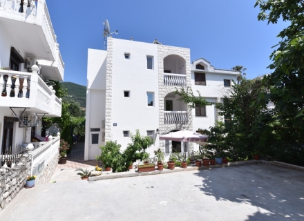 Budva'da daireler ile Vila, Karadağ da satılık işyeri, Karadağ da satılık işyerleri, Budva da Satılık Hotel