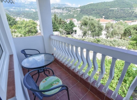 Budva'da daireler ile Vila, karadağ da satılık cafe, montenegro satılık lokanta, Karadağ da satılık lokanta