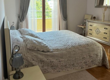 Apartament z dwiema sypialniami z widokiem na morze, Topla, Herceg Novi, Czarnogóra nieruchomości, nieruchomości w Czarnogórze, mieszkania w Herceg Novi, apartamenty w Herceg Novi