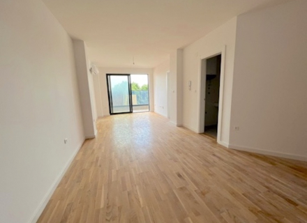 Neue Wohnung mit einem Schlafzimmer in Rafailovici, Wohnungen in Montenegro kaufen, Wohnungen zur Miete in Becici kaufen