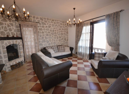 Vila u prelijepom projektu sa privatnom plazom, kuća blizu mora Crna Gora, kuća Crna Gora prodaja, kuća Crna Gora
