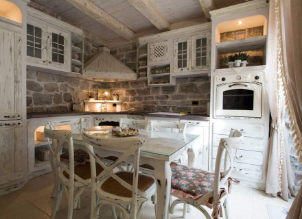 İlk satırda güzel villa, Region Tivat satılık müstakil ev, Region Tivat satılık villa