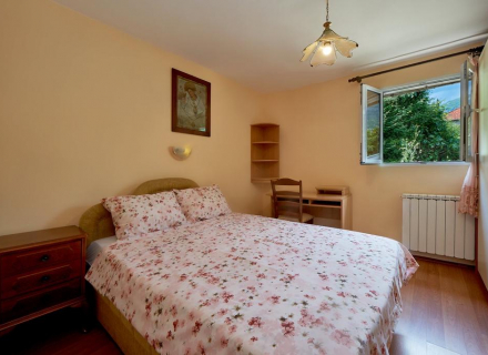Wohnung in erster Meereslinie in Kostanjica, Wohnungen in Montenegro, Wohnungen mit hohem Mietpotential in Montenegro kaufen