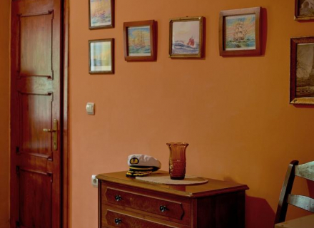 Wohnung in erster Meereslinie in Kostanjica, Wohnungen in Montenegro kaufen, Wohnungen zur Miete in Dobrota kaufen