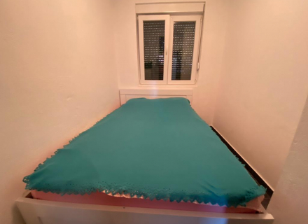 Djenovici'de denize bakan iki yatak odalı daire, Montenegro da satılık emlak, Baosici da satılık ev, Baosici da satılık emlak
