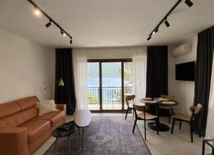 Panoramik deniz manzaralı ön cephe villa, Karadağ Villa Fiyatları Karadağ da satılık ev, Montenegro da satılık ev, Karadağ satılık villa