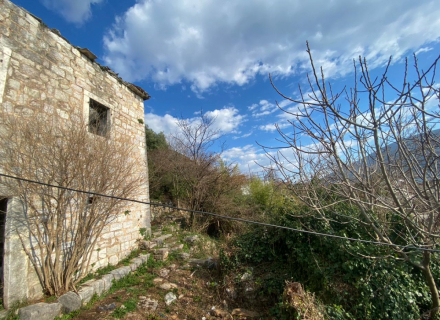 Kamena kuca sa velikim placem za gradnju, Baosici kuća kupiti, kupiti kuću u Crnoj Gori, kuća s pogledom na more u Crnoj Gori
