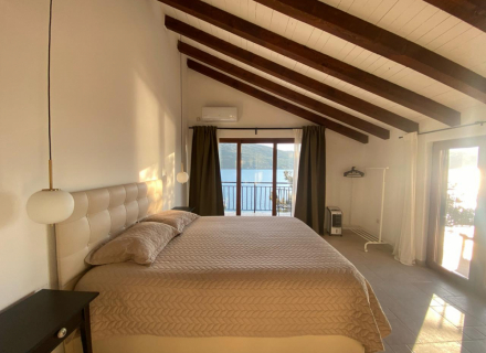 Panoramik deniz manzaralı ön cephe villa, Baosici satılık müstakil ev, Baosici satılık müstakil ev, Herceg Novi satılık villa