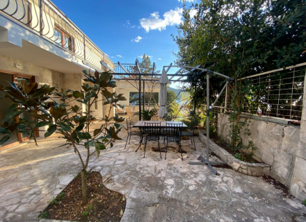 Panoramik deniz manzaralı ön cephe villa, Karadağ Villa Fiyatları Karadağ da satılık ev, Montenegro da satılık ev, Karadağ satılık villa
